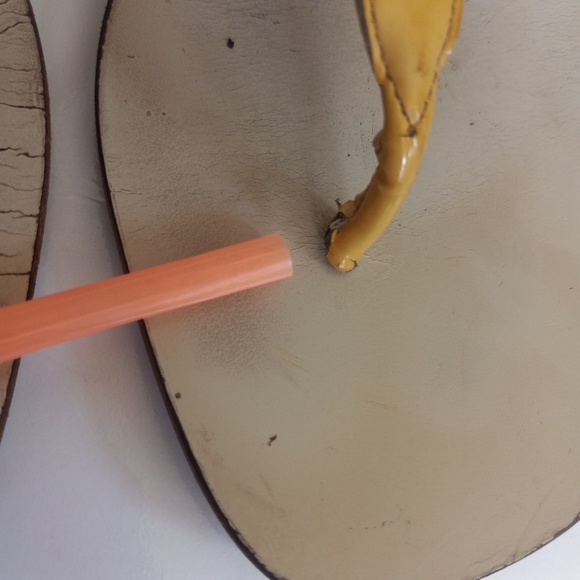 GUCCI VITTELO VERNICE interlocking patent sandals size 8B - Picture 10 of 16